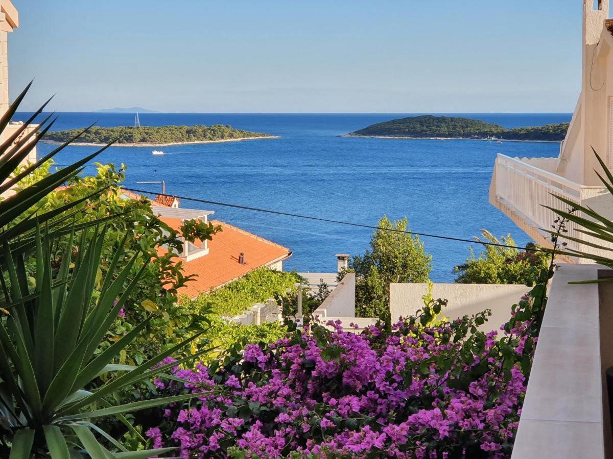 Apartments Roso - Zf Hvar Хвар Екстериор снимка