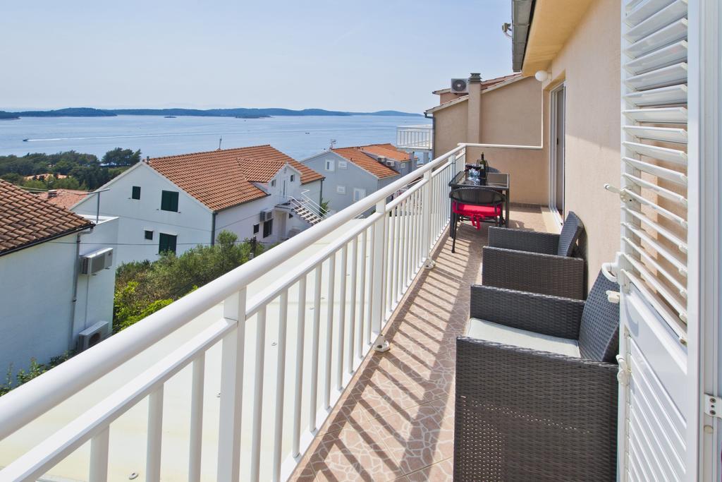 Apartments Roso - Zf Hvar Хвар Екстериор снимка