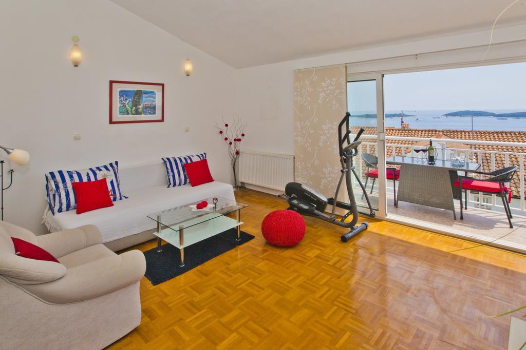Apartments Roso - Zf Hvar Хвар Екстериор снимка