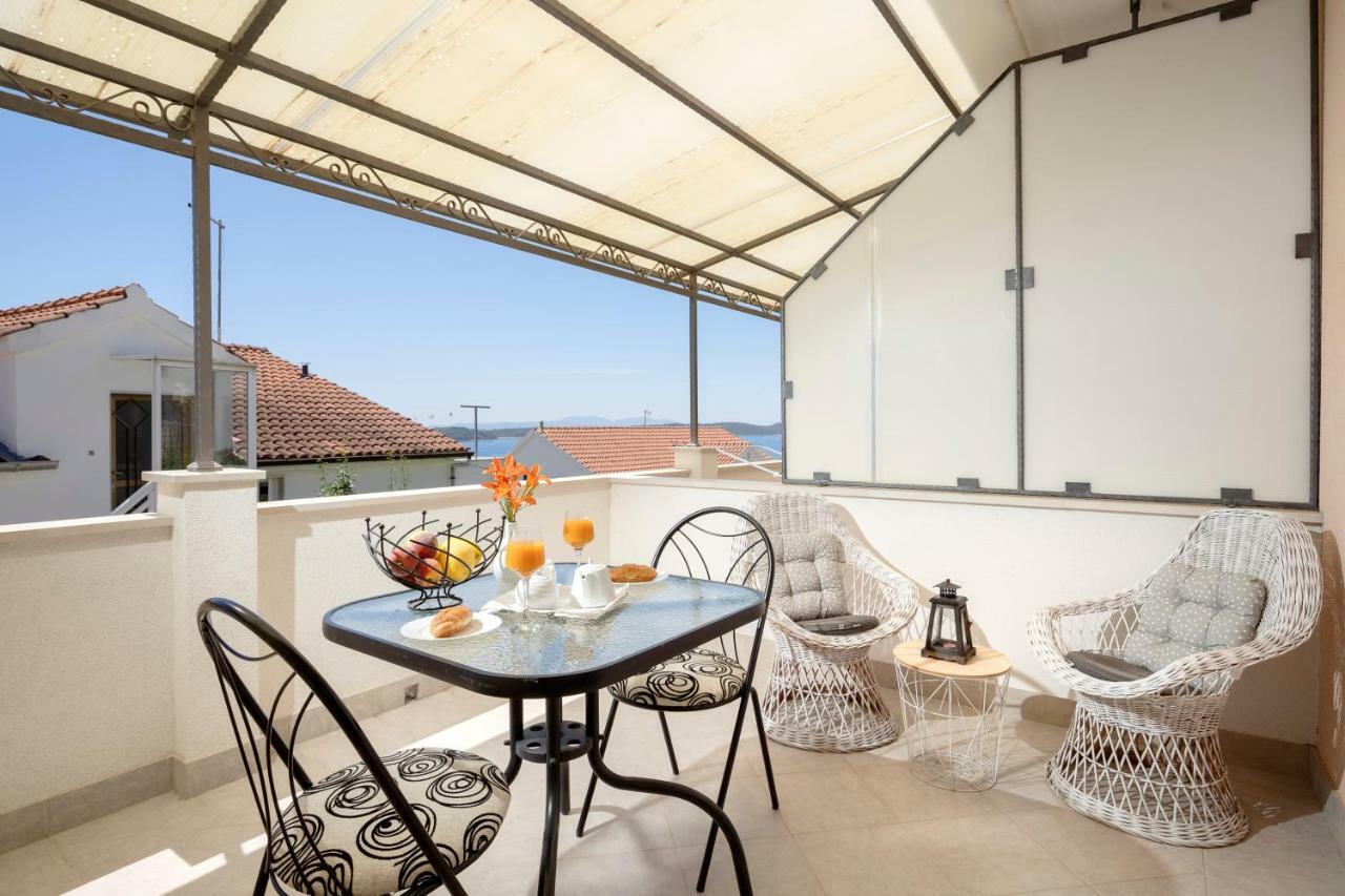 Apartments Roso - Zf Hvar Хвар Екстериор снимка